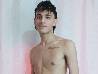 AaronHolmes livejasmin