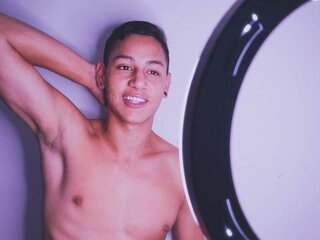AlexisBecerra porn