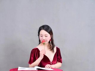 AlisonQiong amateur