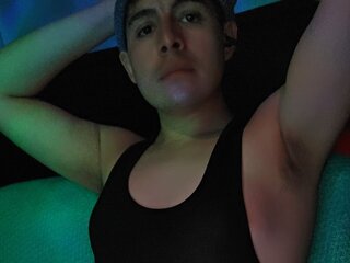 boyToyyy live
