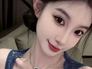 ClaraElla webcam